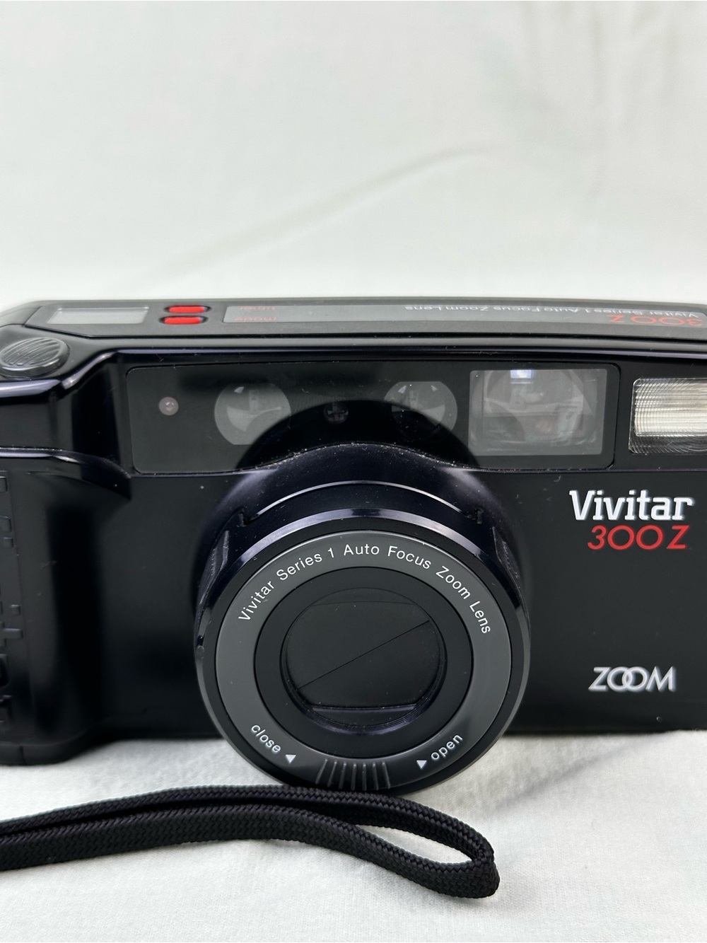 Vivitar 300Z Camera with Autofocus Zoom TESTED! WORKS!